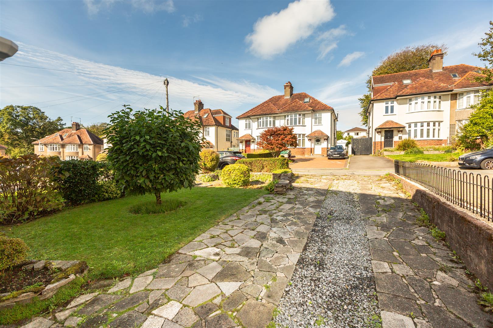 Cae Bryn Avenue, Sketty, Swansea, SA2 9AT